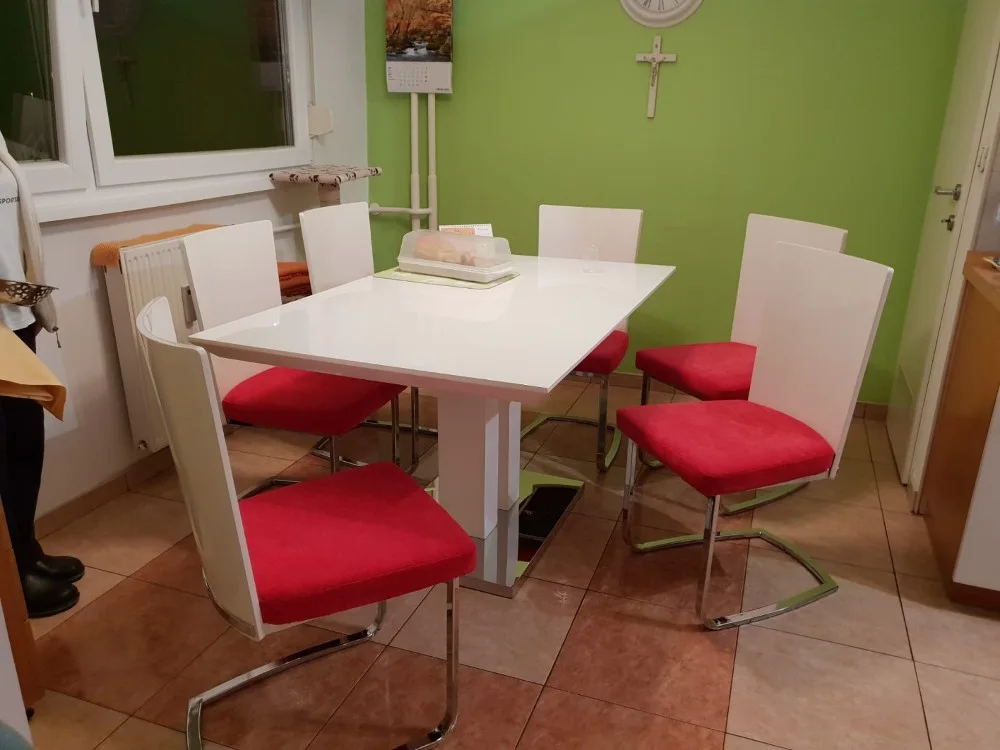 Stolice, fotelje, klupe, tabure — rad 11, tapeciranje Romana