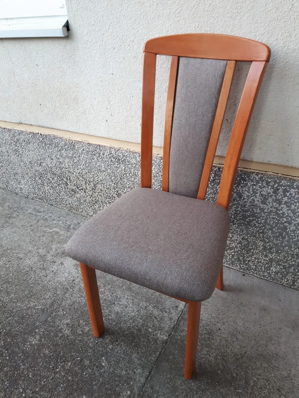 Stolice, fotelje, klupe, tabure — rad 22, tapeciranje Romana