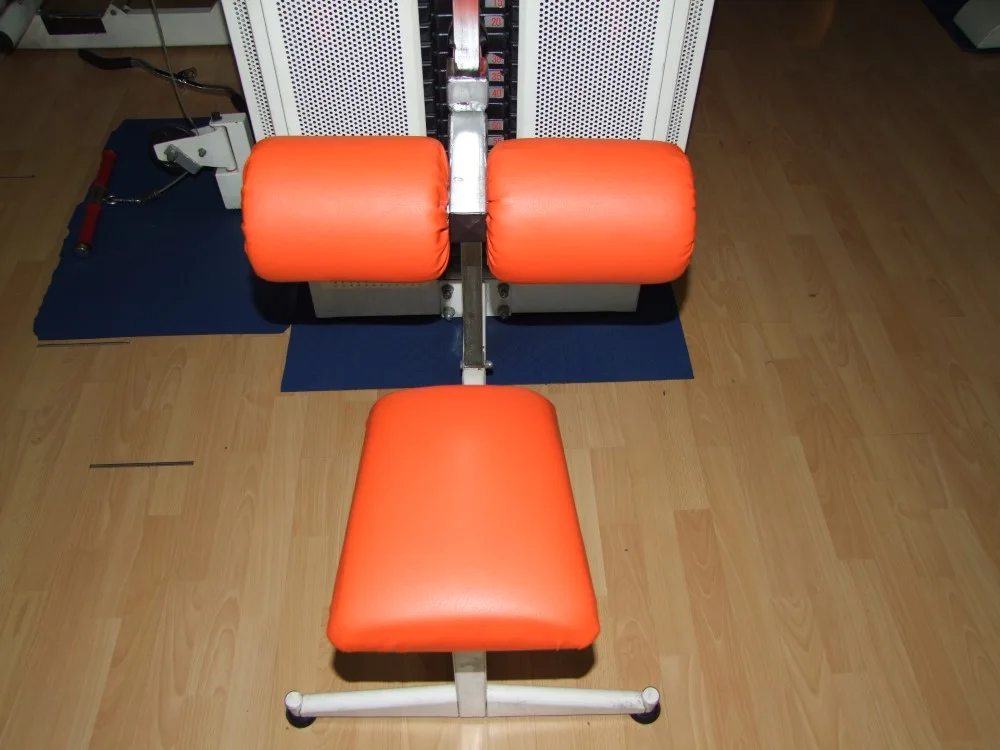 Sprave za fitnes i stolovi za masažu — rad 12, tapeciranje Romana